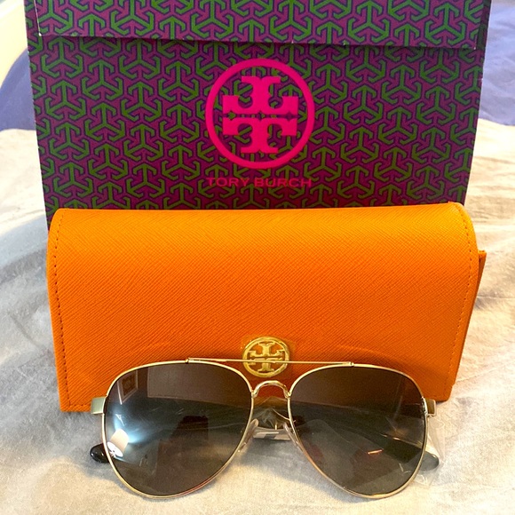 Tory Burch T-Logo Pilot Glasses - Picture 1 of 3